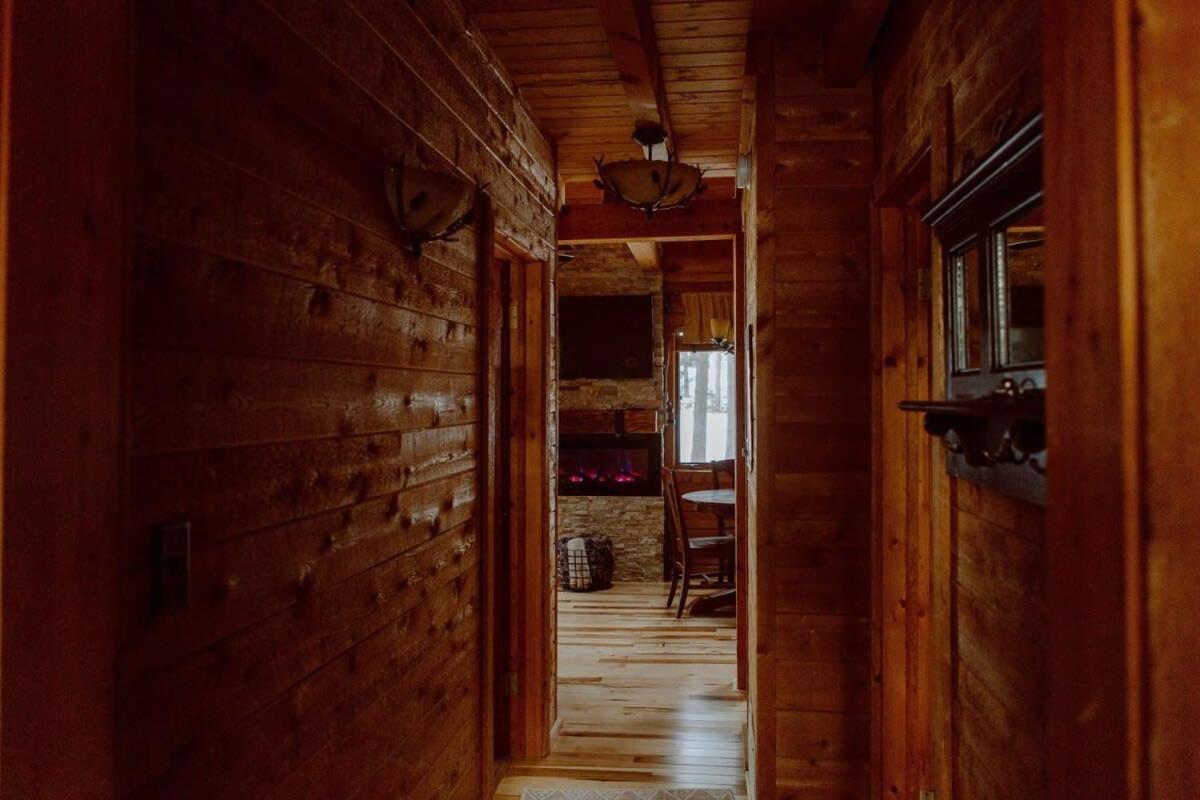 Crystal Mountain Cabin-Shuttle Pass Included! Thompsonville Ngoại thất bức ảnh